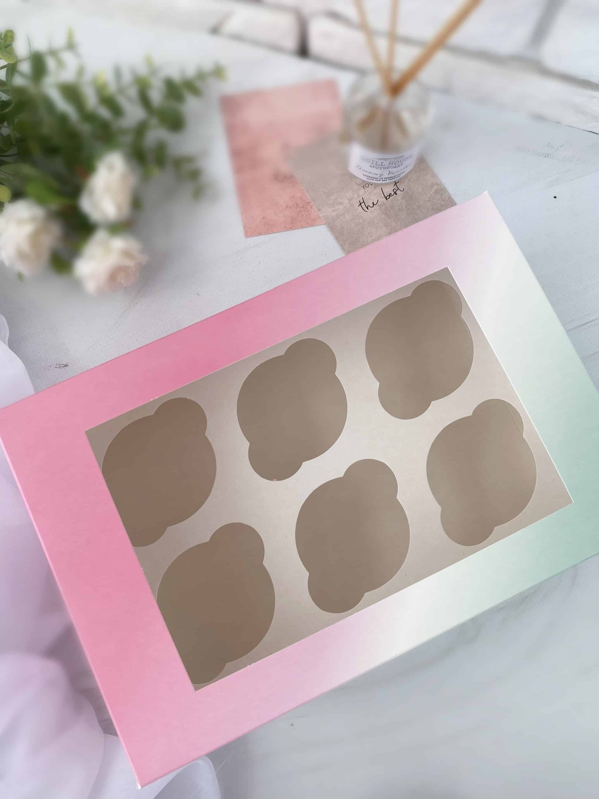 handled_IMG_1292 Упаковка под 6 капкейков с окном, розово-зеленый градиент — изображение 1