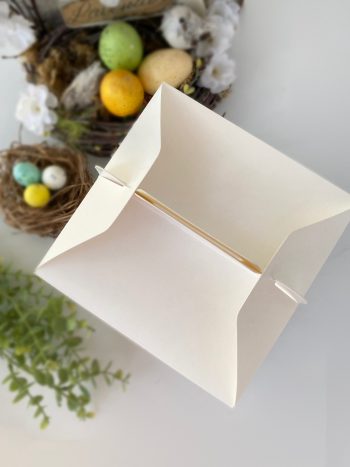 Коробка под кулич с окном с фронтальной загрузкой, белая — изображение 2