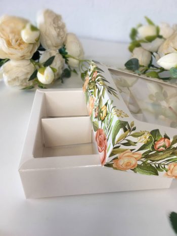 Упаковка под 4 макаронс/моти/конфеты "Розы"