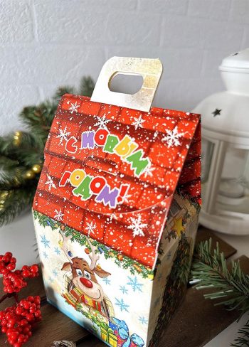 Коробка новогодняя подарочная В гостях у сказки, 91х70х157 (+30) мм (домик ) — изображение 2