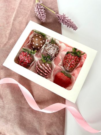 Коробка с окном универсальная под моти/клубнику в шоколаде/зефир/печенье, белая — изображение 3